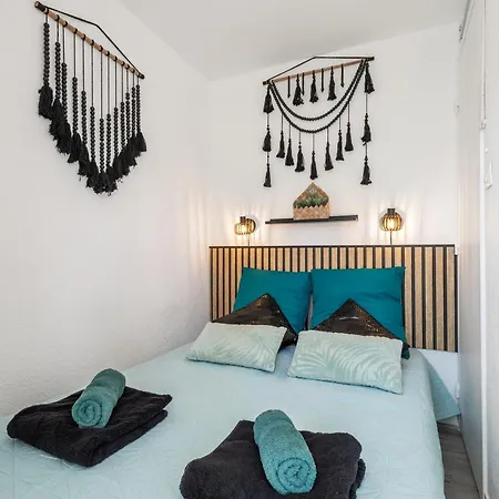 Eleuthera Sun Quiet Ground-floor With Terrace And Pool Nearby Σπίτι διακοπών